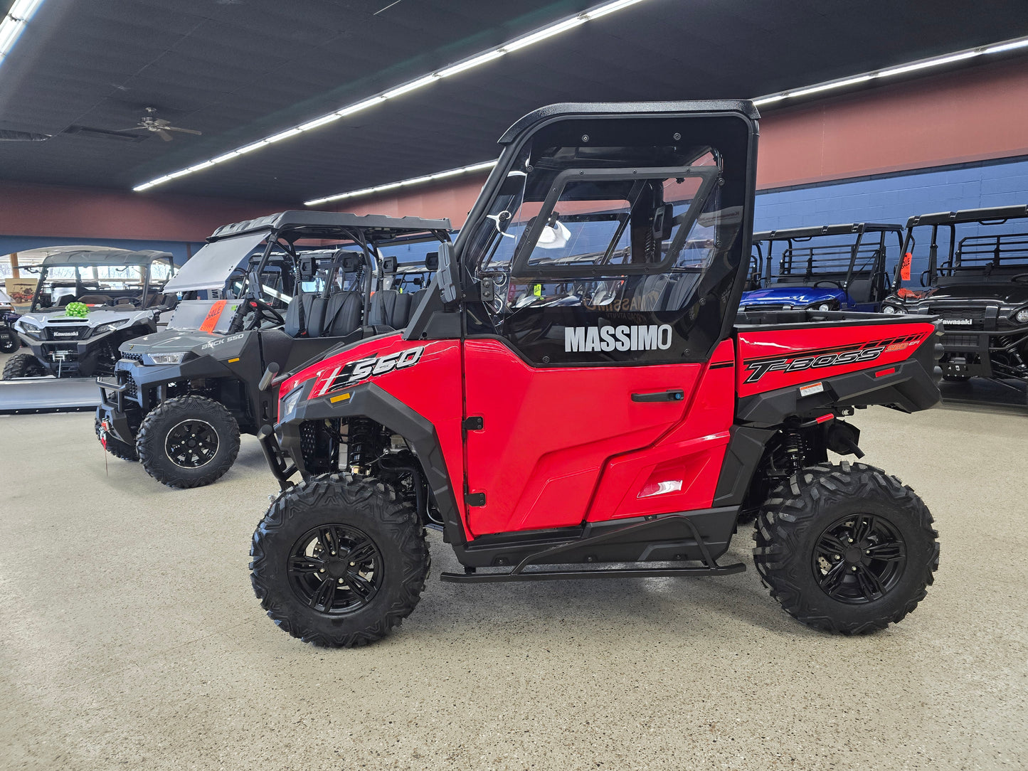 2025 Massimo T Boss 560L WITH HEAT!!