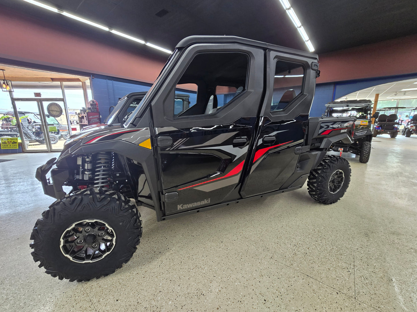 2025 KWT1000ESSNN Ridge XR Crew HVAC